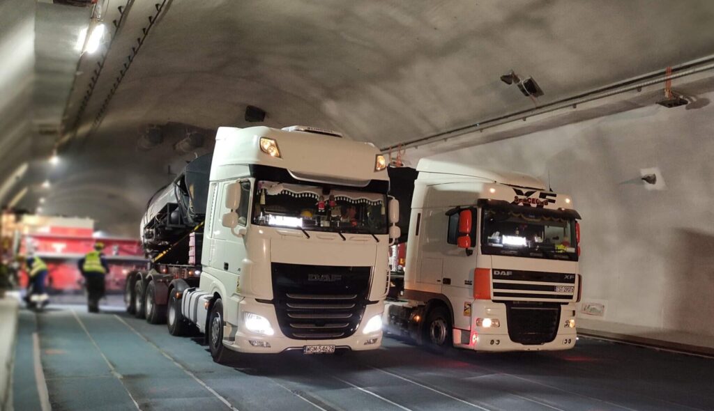 Asfalt w tunelu Zakopianka